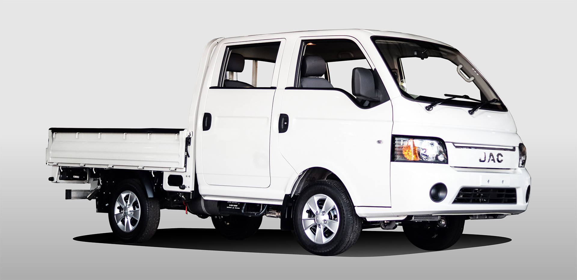 JAC-X200-Double-Cab-Product-Header-Images